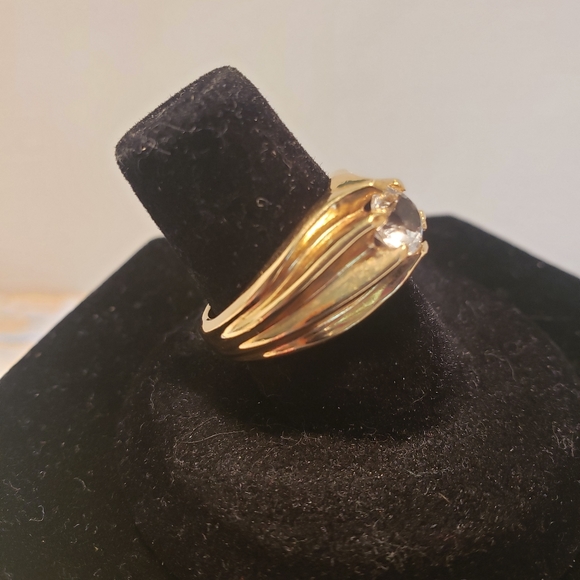 Vintage 18k HGE Gold CZ Ring - Picture 2 of 3